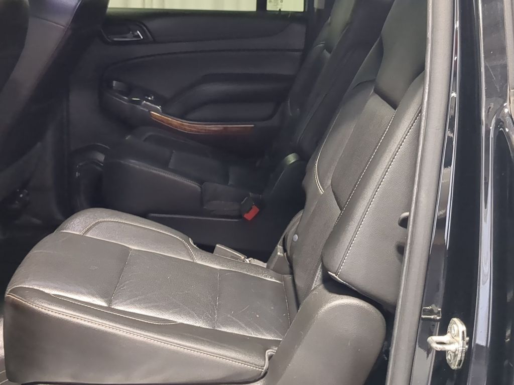 Thumbnail: 2019 Chevrolet Suburban - 26