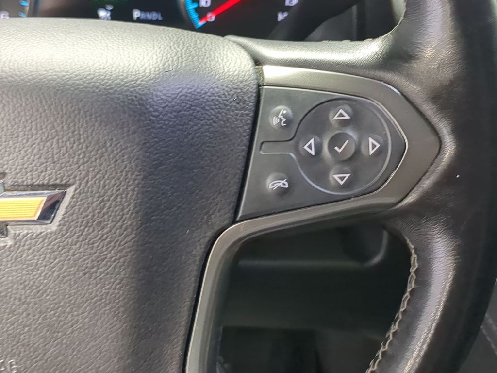 Thumbnail: 2019 Chevrolet Suburban - 29