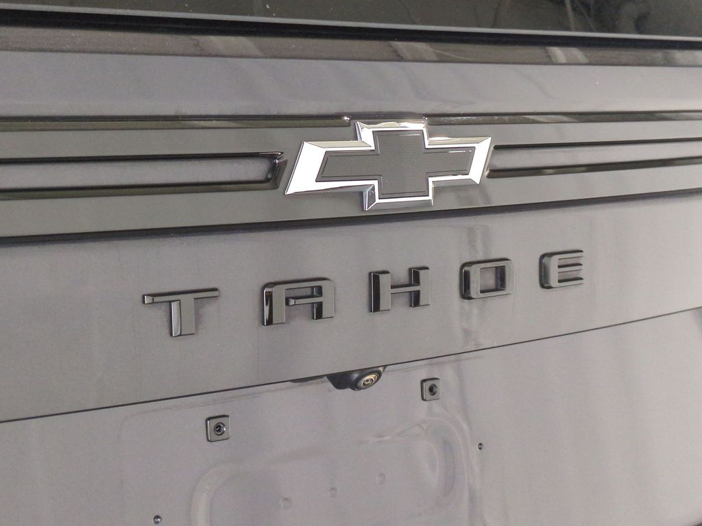 Thumbnail: 2023 Chevrolet Tahoe - 7