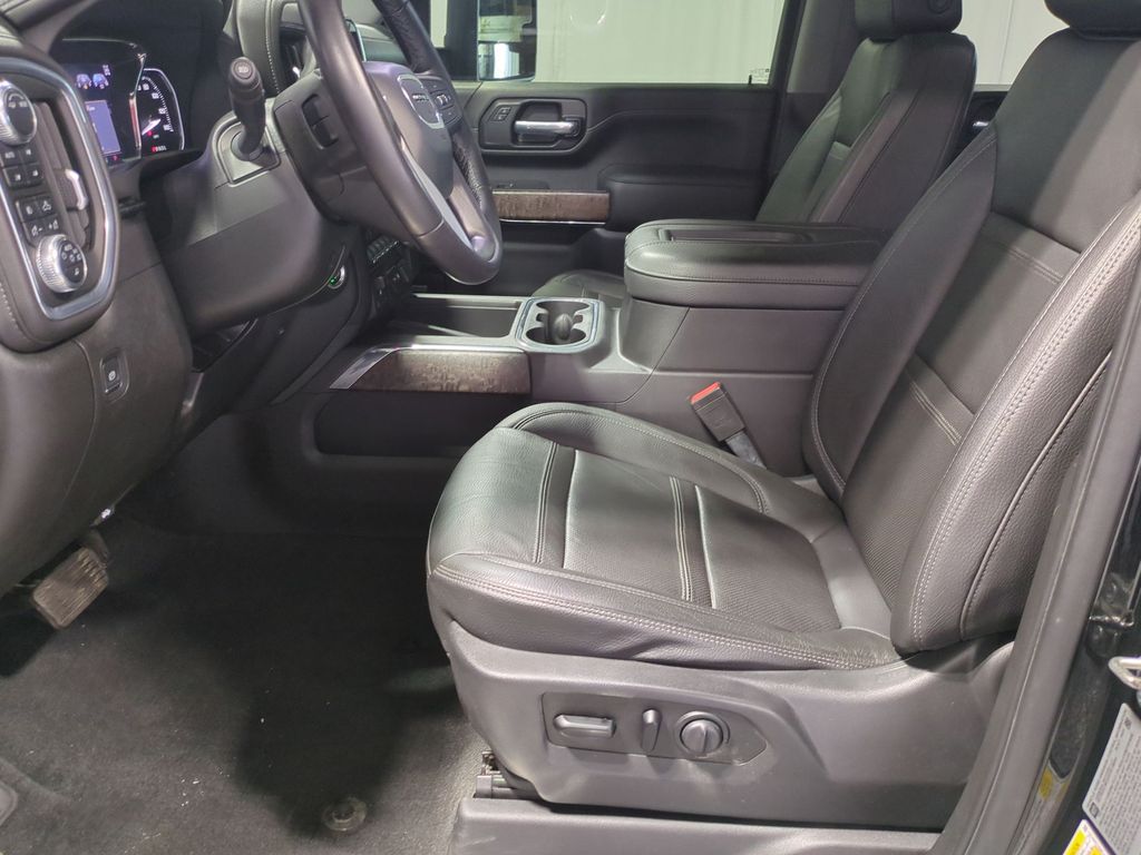 Thumbnail: 2021 GMC Sierra 2500 - 9