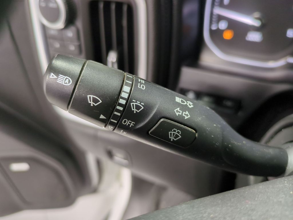 Thumbnail: 2020 GMC Sierra 3500 - 14