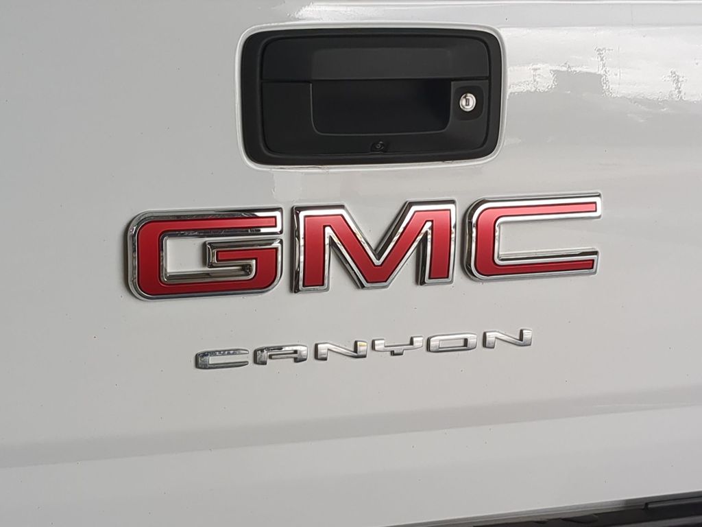 Thumbnail: 2022 GMC Canyon - 25