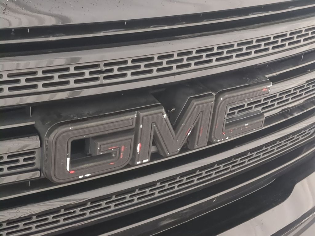 Thumbnail: 2016 GMC Canyon - 31