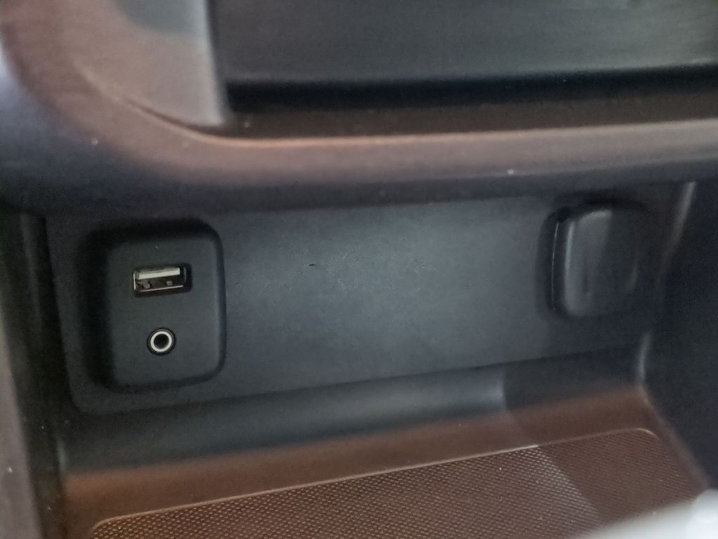 Thumbnail: 2016 GMC Canyon - 38