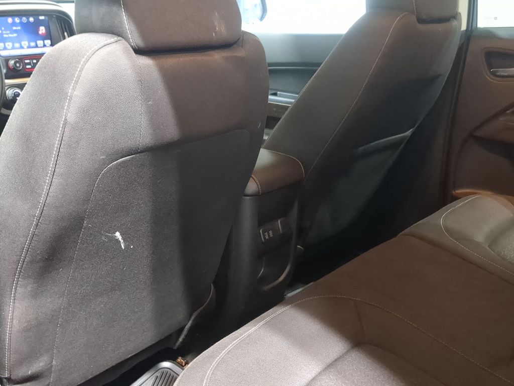 Thumbnail: 2016 GMC Canyon - 12