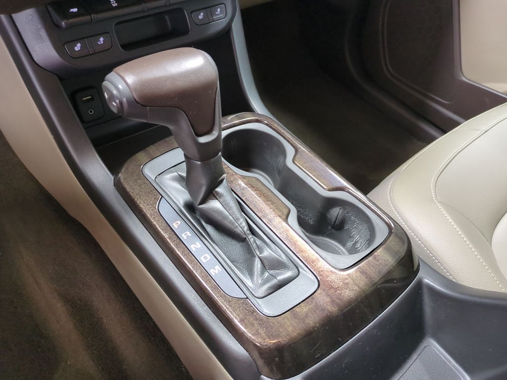 2015 GMC Canyon SLT 14