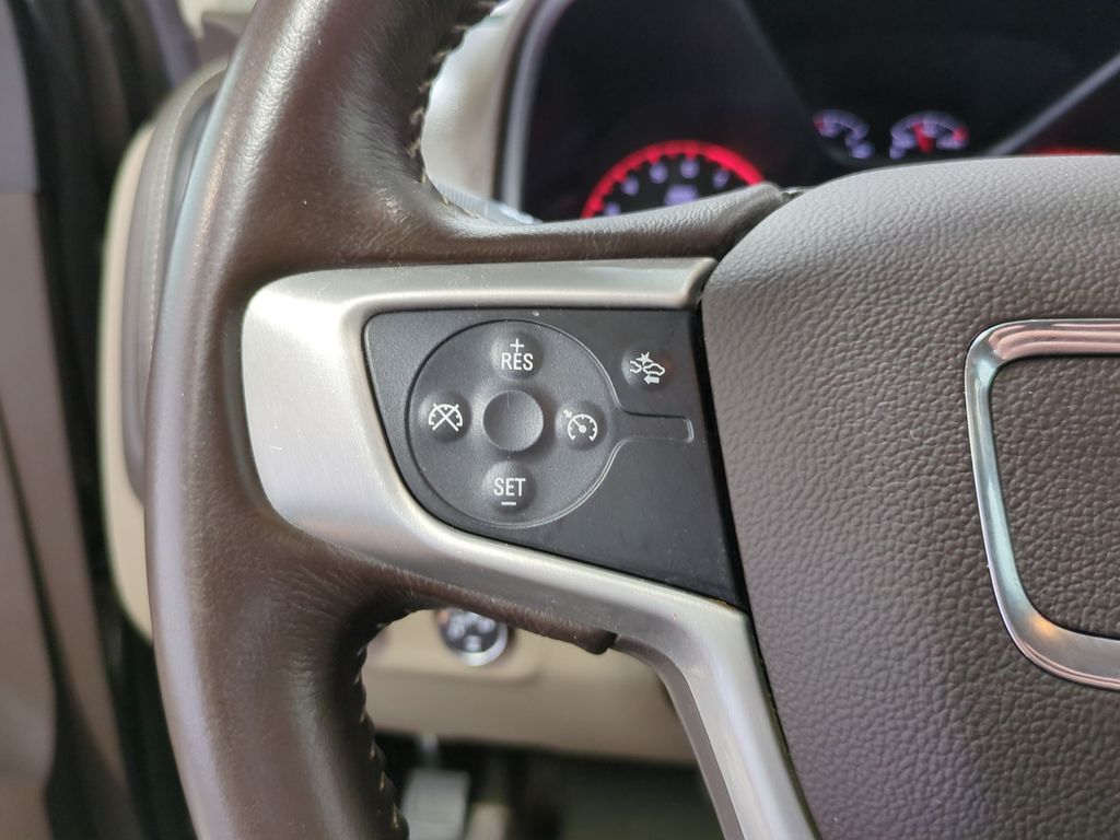 2015 GMC Canyon SLT 26