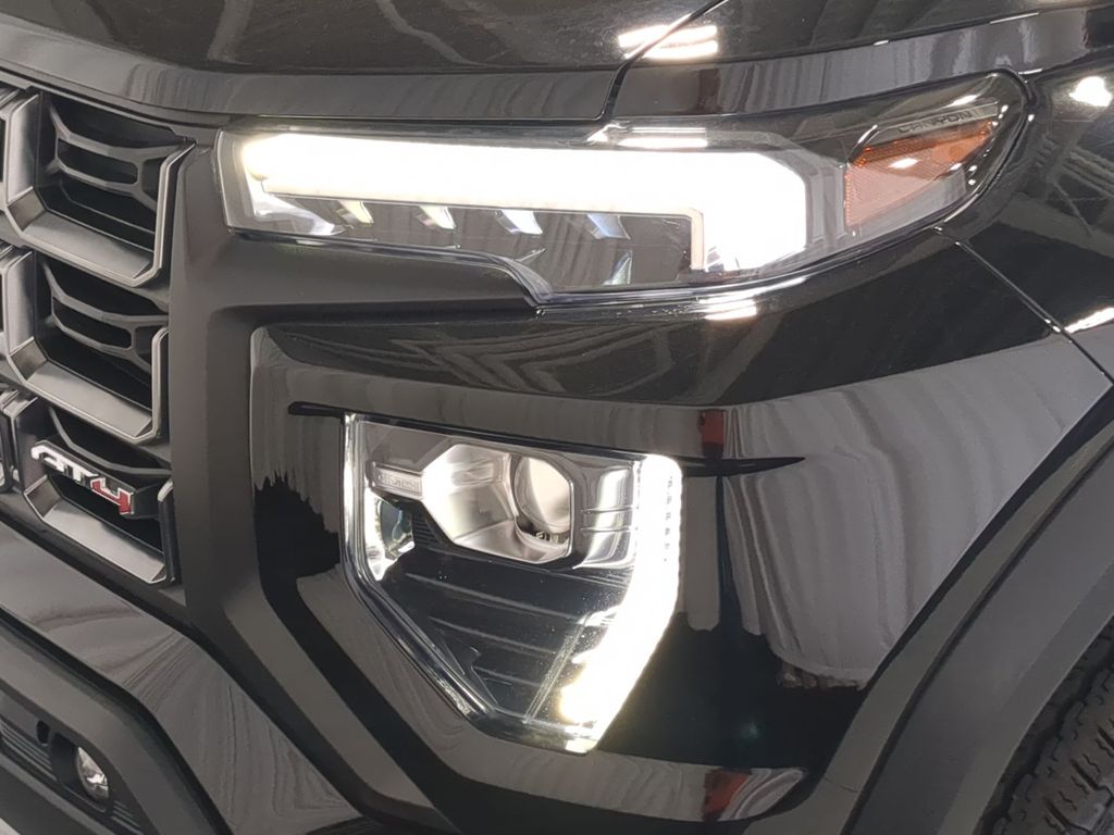 Thumbnail: 2023 GMC Canyon - 23