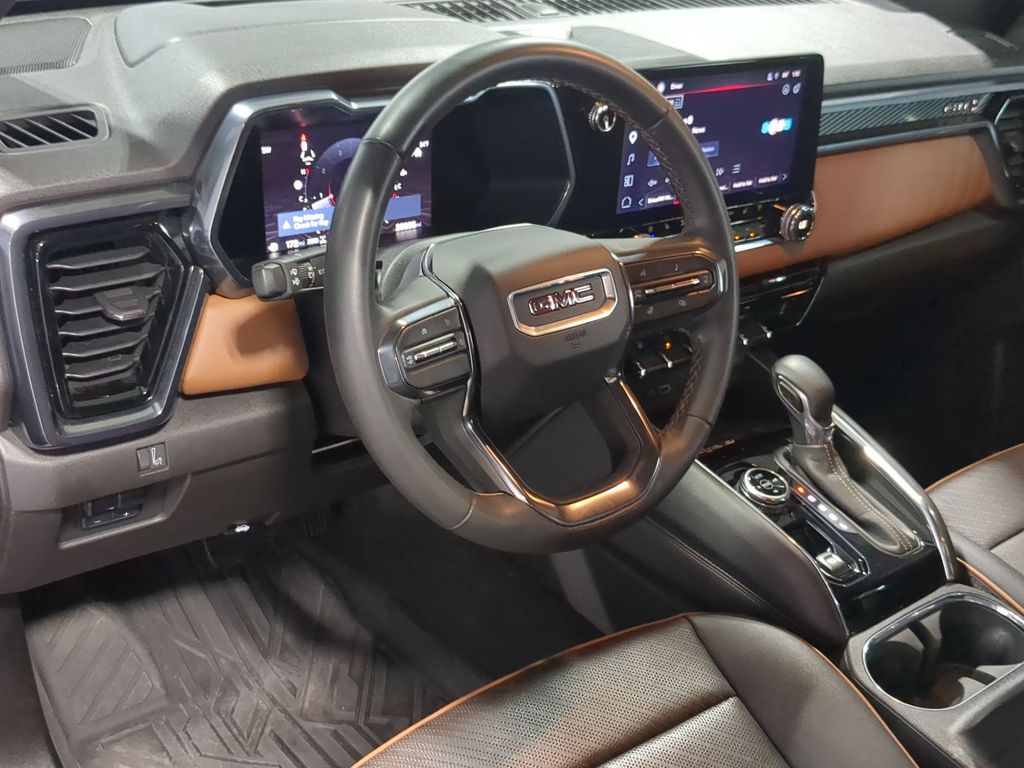 Thumbnail: 2023 GMC Canyon - 2