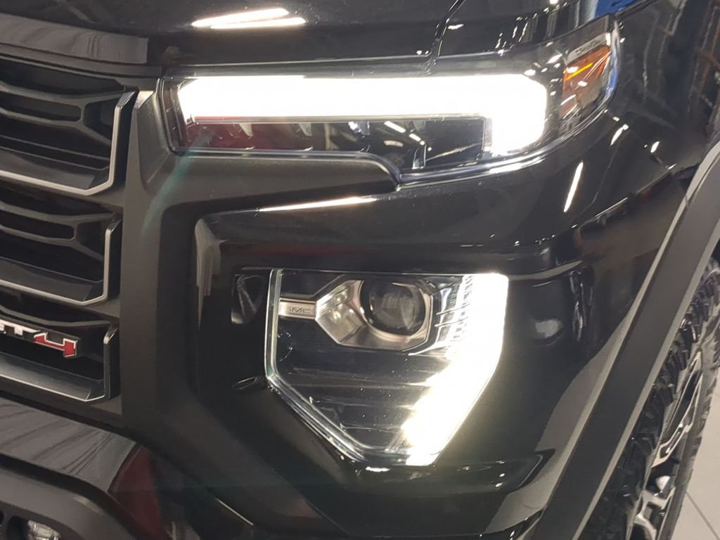 Thumbnail: 2023 GMC Canyon - 23