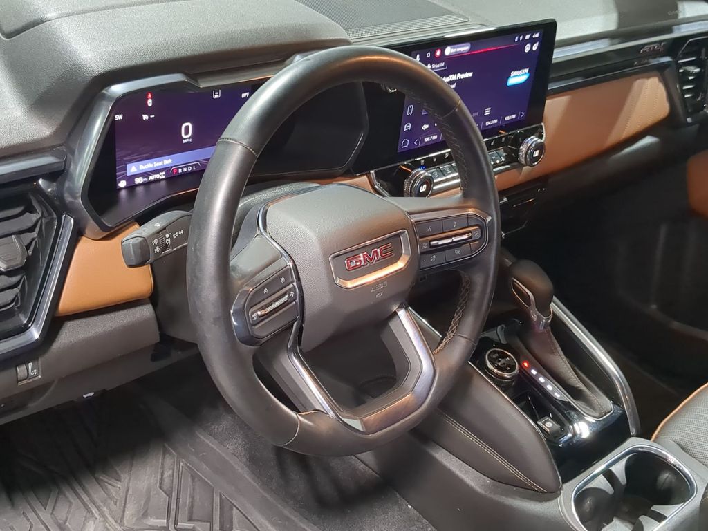 Thumbnail: 2023 GMC Canyon - 2