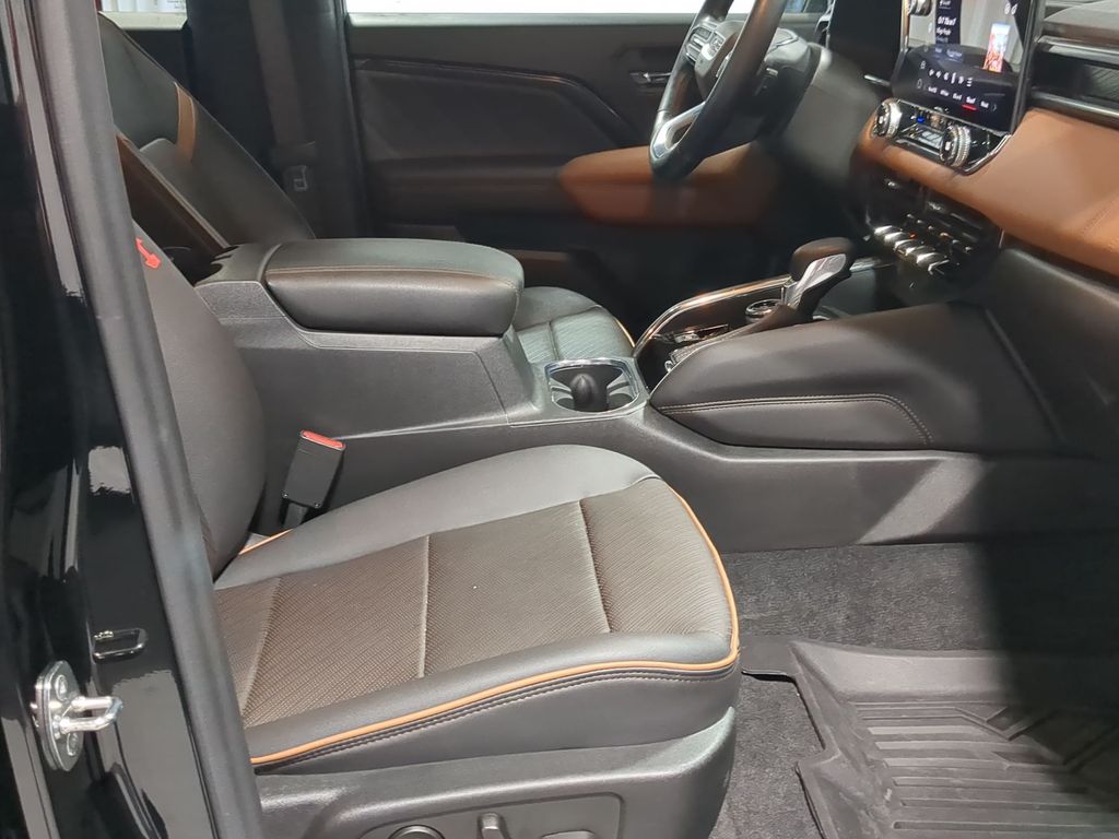 Thumbnail: 2023 GMC Canyon - 10