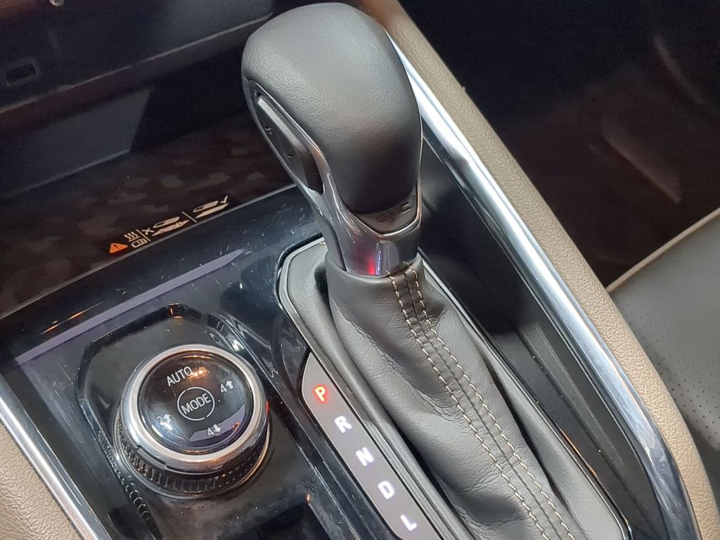 Thumbnail: 2023 GMC Canyon - 14