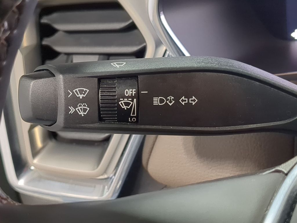 Thumbnail: 2023 GMC Canyon - 30