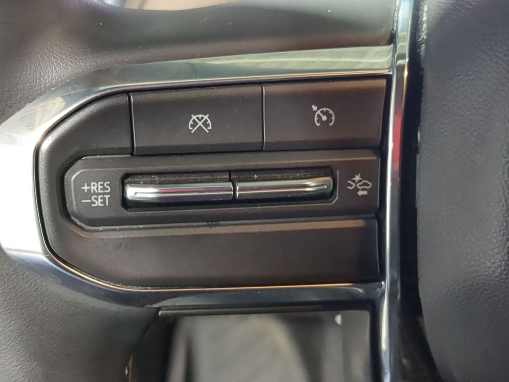 Thumbnail: 2023 GMC Canyon - 28