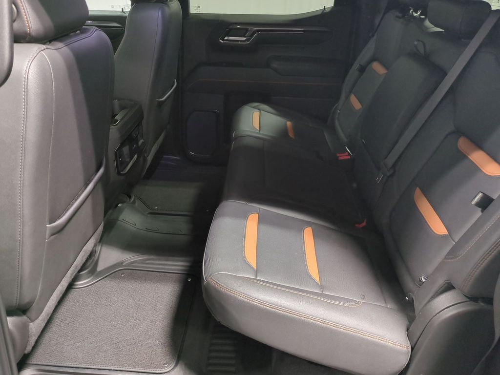 Thumbnail: 2023 GMC Sierra 1500 - 12