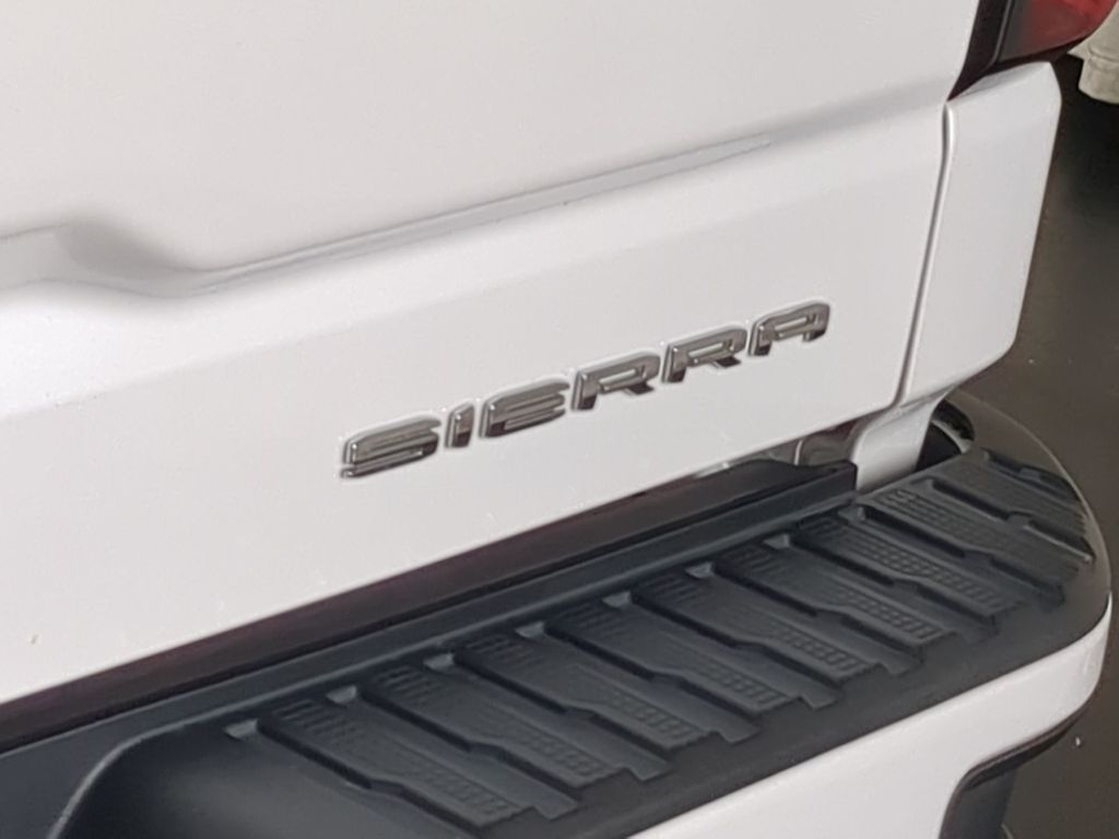Thumbnail: 2025 GMC Sierra 1500 - 25