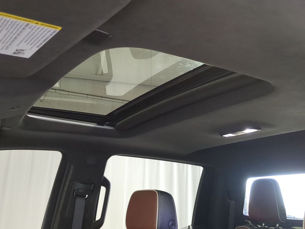 Thumbnail: 2025 GMC Sierra 1500 - 28