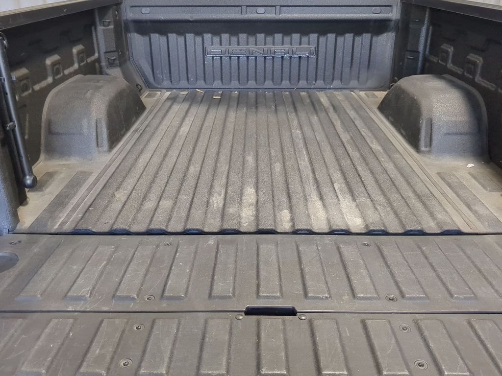 Thumbnail: 2023 GMC Sierra 1500 - 17