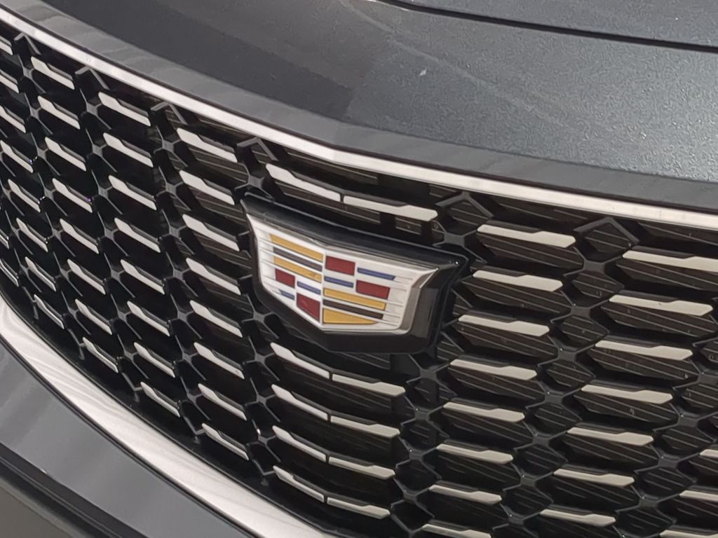 Thumbnail: 2021 Cadillac XT4 - 7