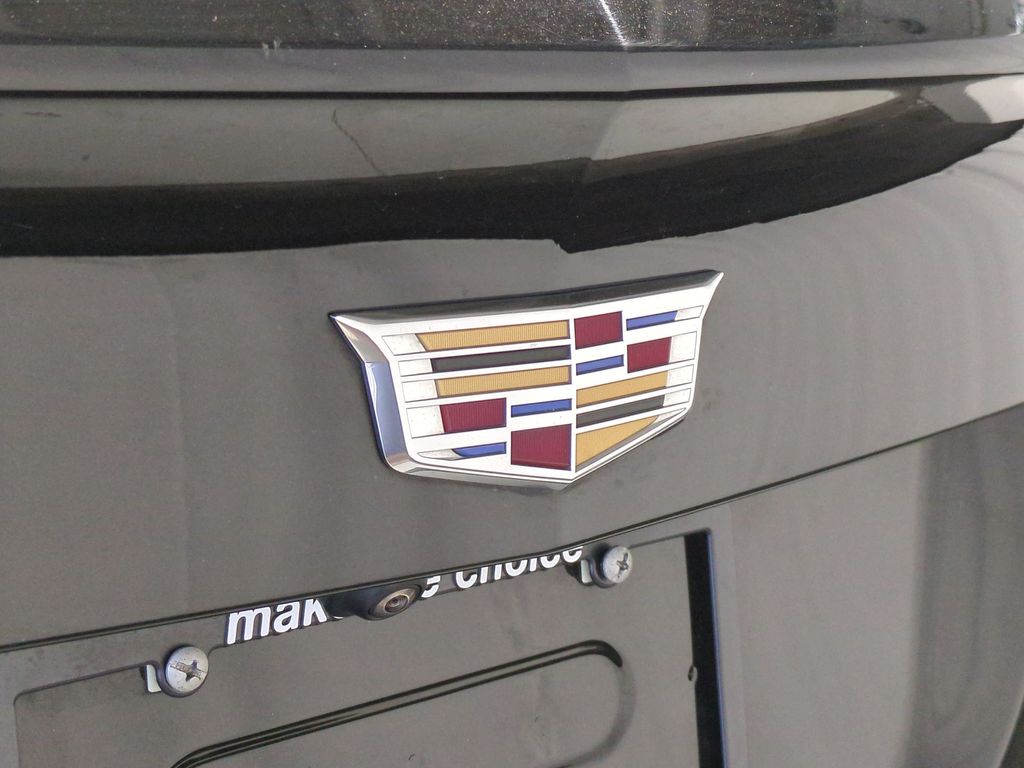 Thumbnail: 2023 Cadillac XT4 - 26