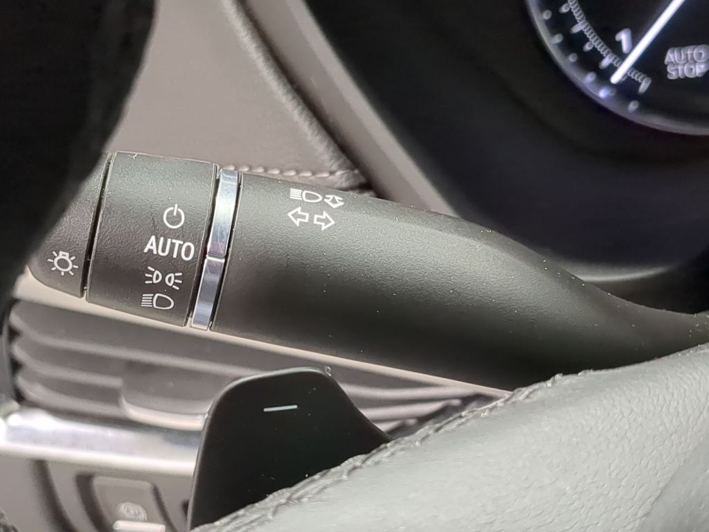 Thumbnail: 2023 Cadillac XT4 - 39