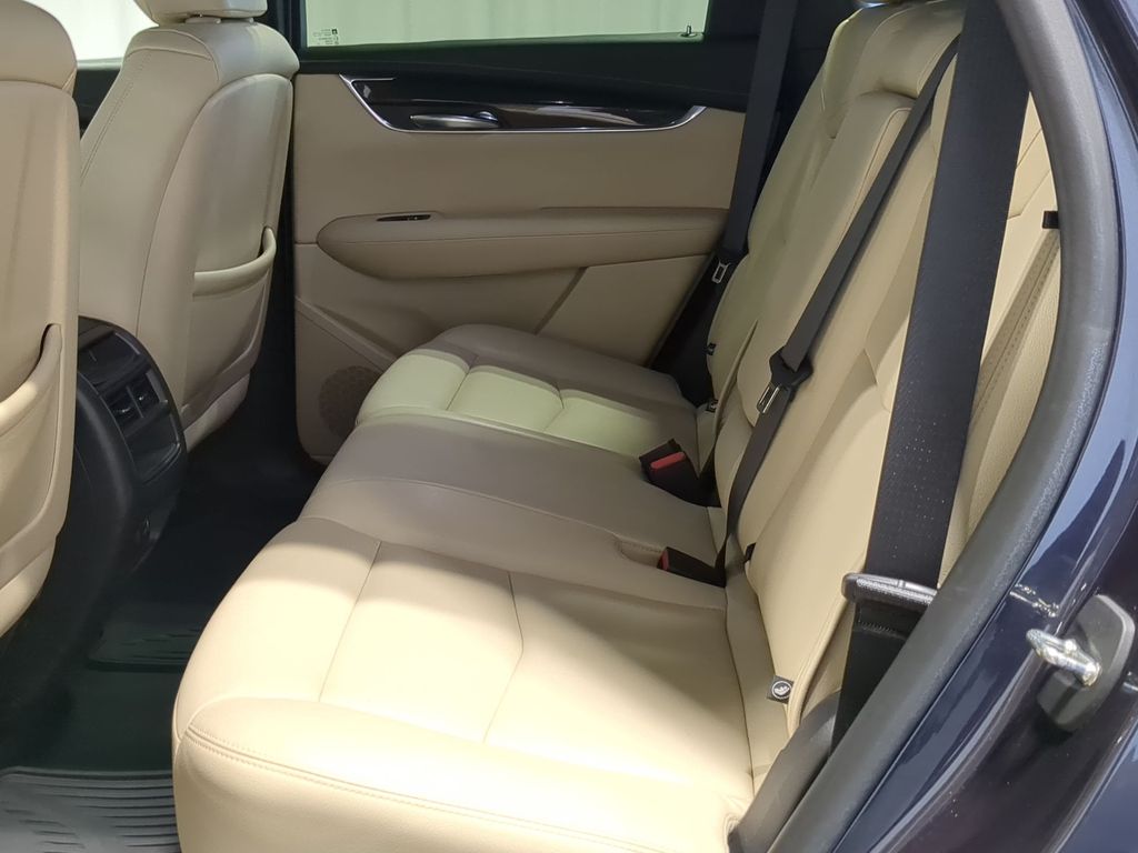 Thumbnail: 2019 Cadillac XT5 - 34