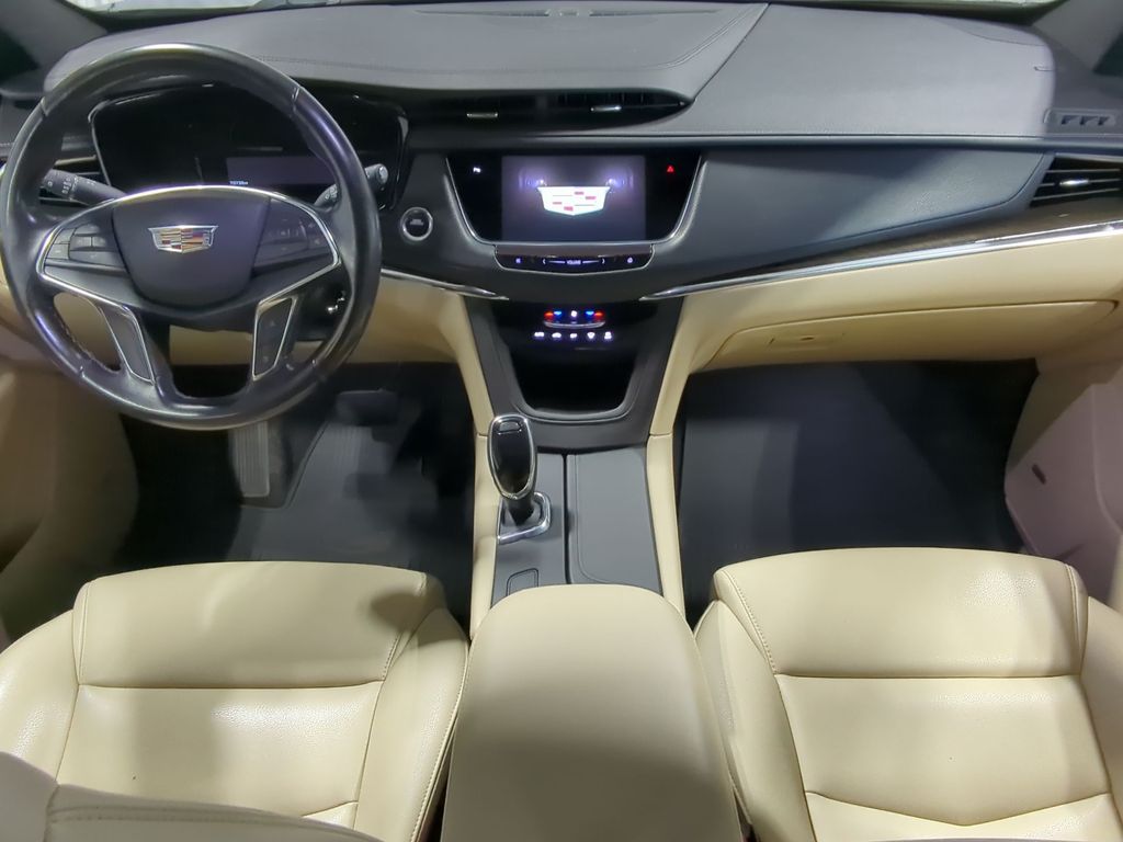 Thumbnail: 2019 Cadillac XT5 - 9