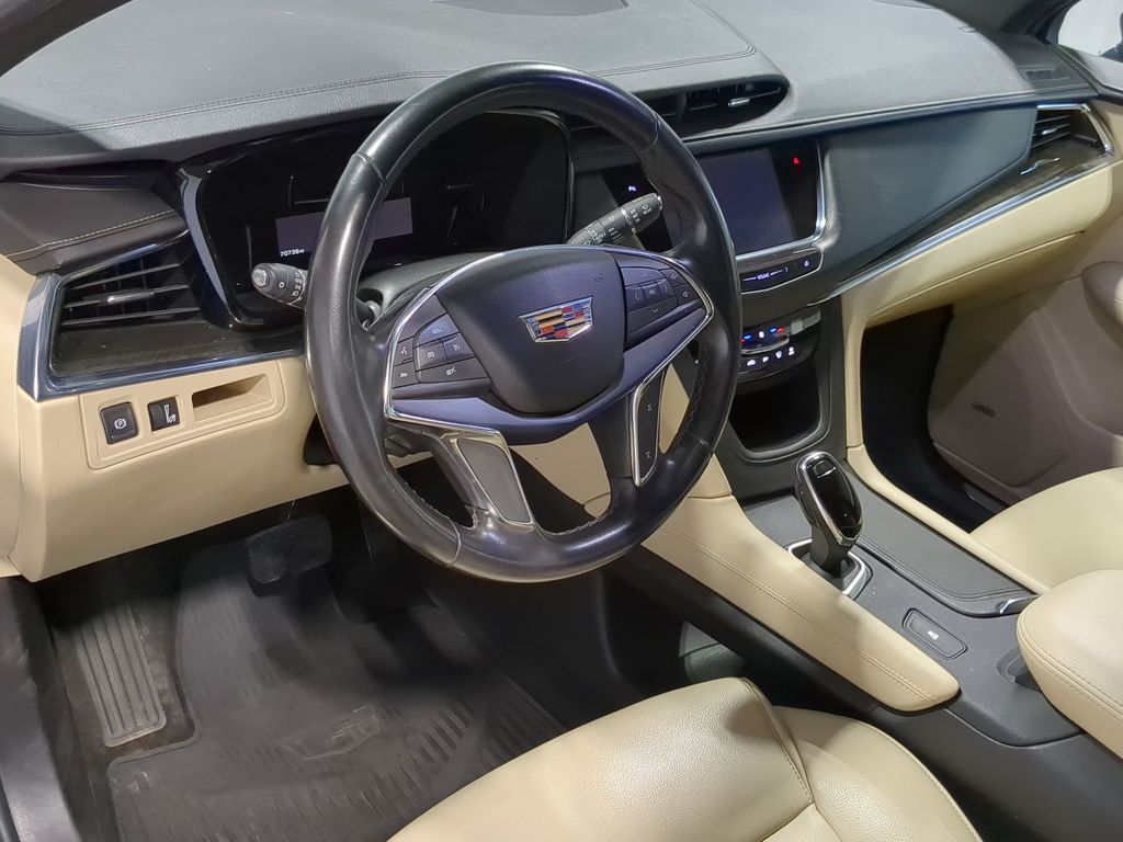 Thumbnail: 2019 Cadillac XT5 - 2