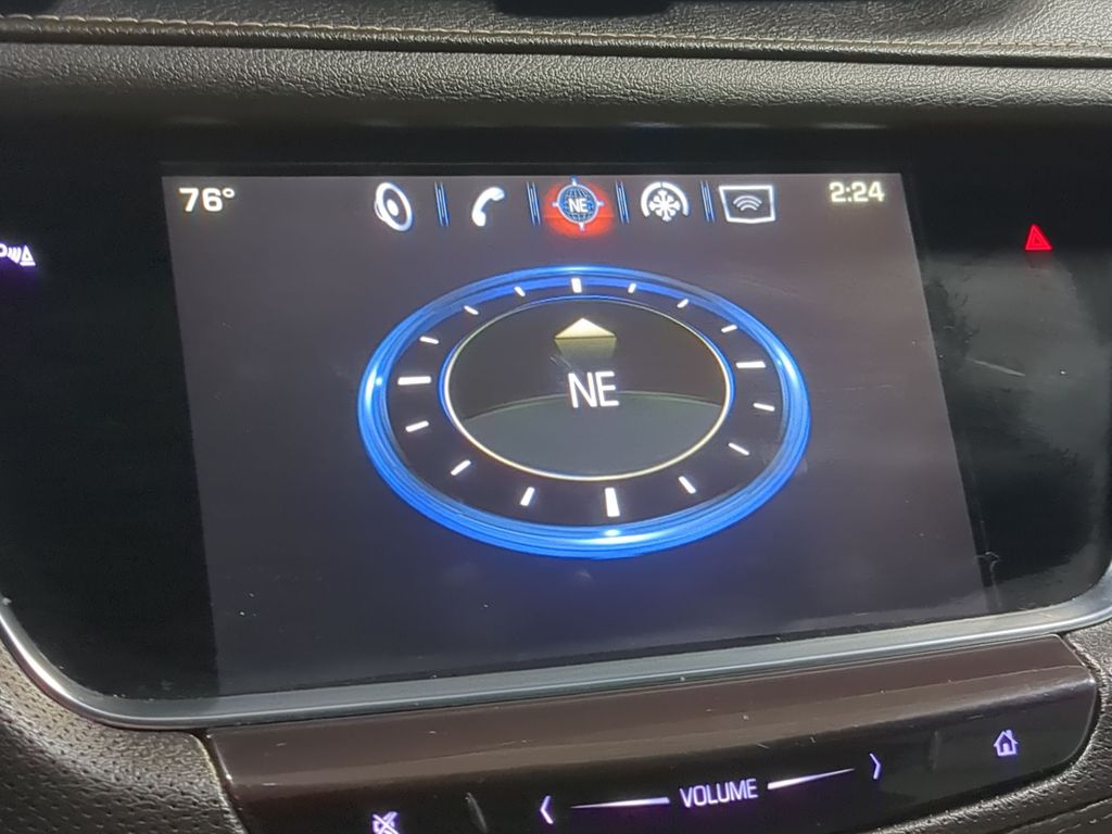 Thumbnail: 2018 Cadillac XT5 - 32