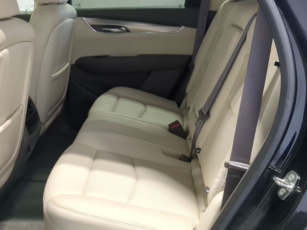 Thumbnail: 2018 Cadillac XT5 - 34