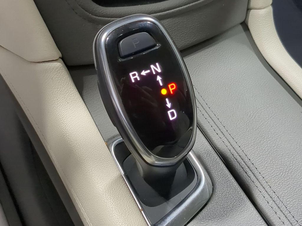 Thumbnail: 2018 Cadillac XT5 - 41