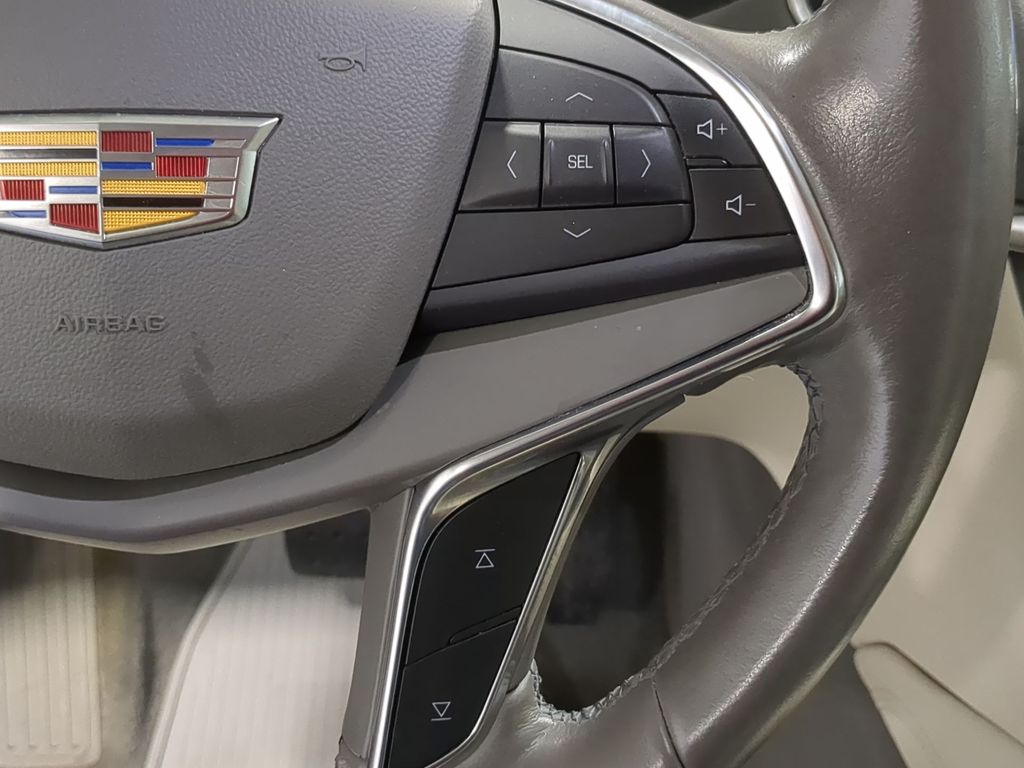 Thumbnail: 2018 Cadillac XT5 - 37