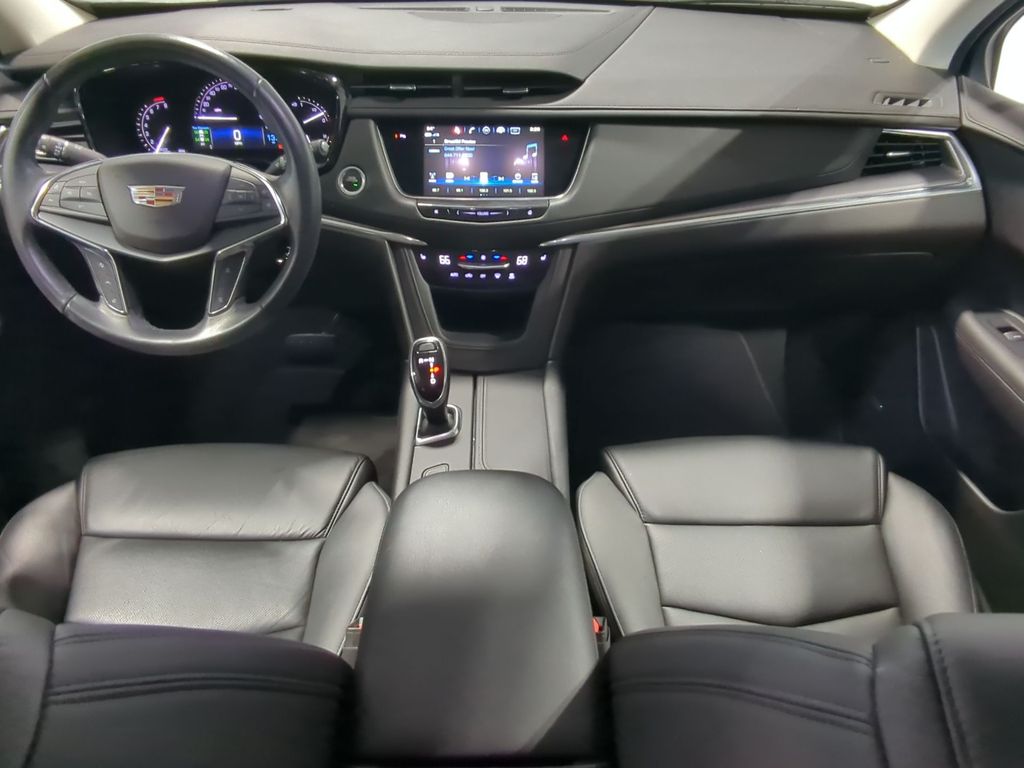 Thumbnail: 2019 Cadillac XT5 - 9