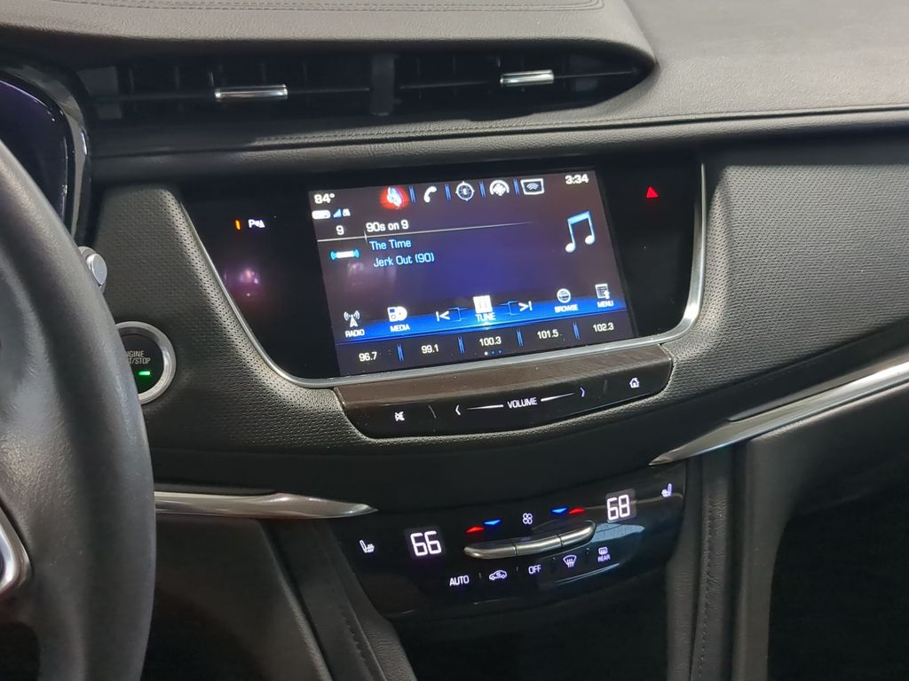Thumbnail: 2019 Cadillac XT5 - 14