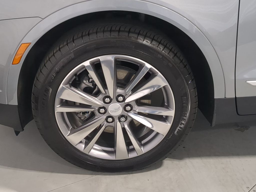 Thumbnail: 2025 Cadillac XT5 - 7
