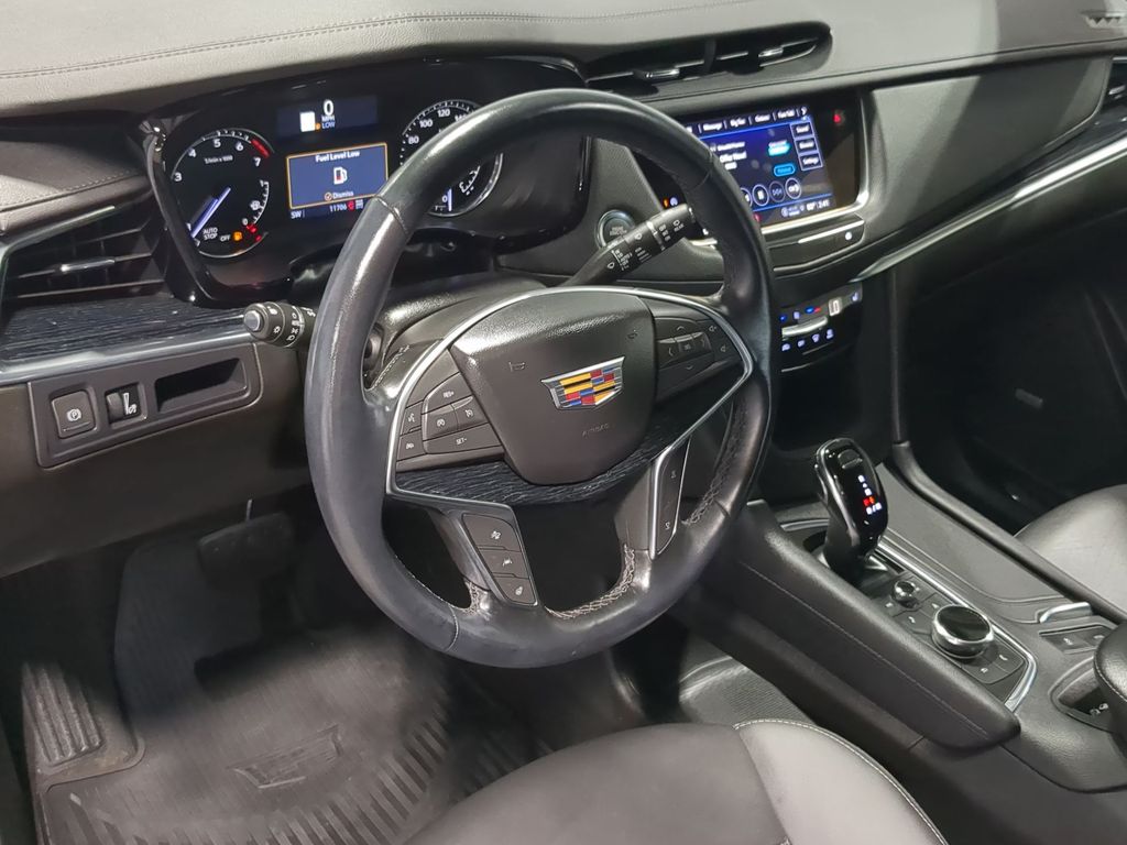 Thumbnail: 2025 Cadillac XT5 - 2