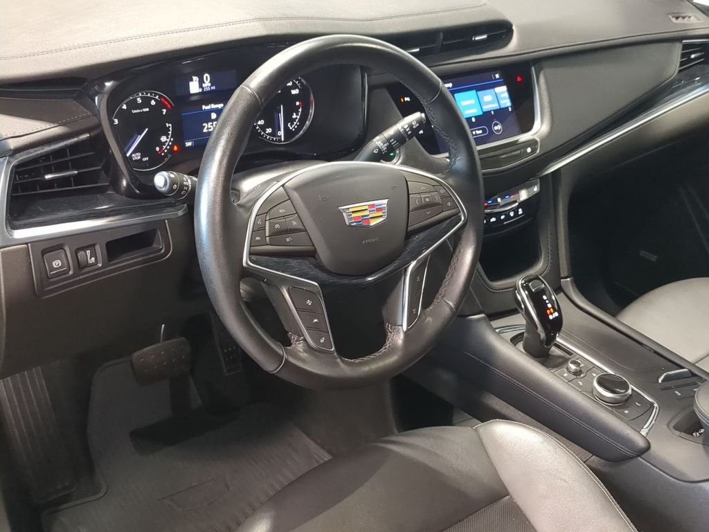Thumbnail: 2024 Cadillac XT5 - 2