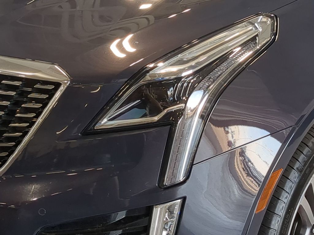 Thumbnail: 2024 Cadillac XT5 - 24