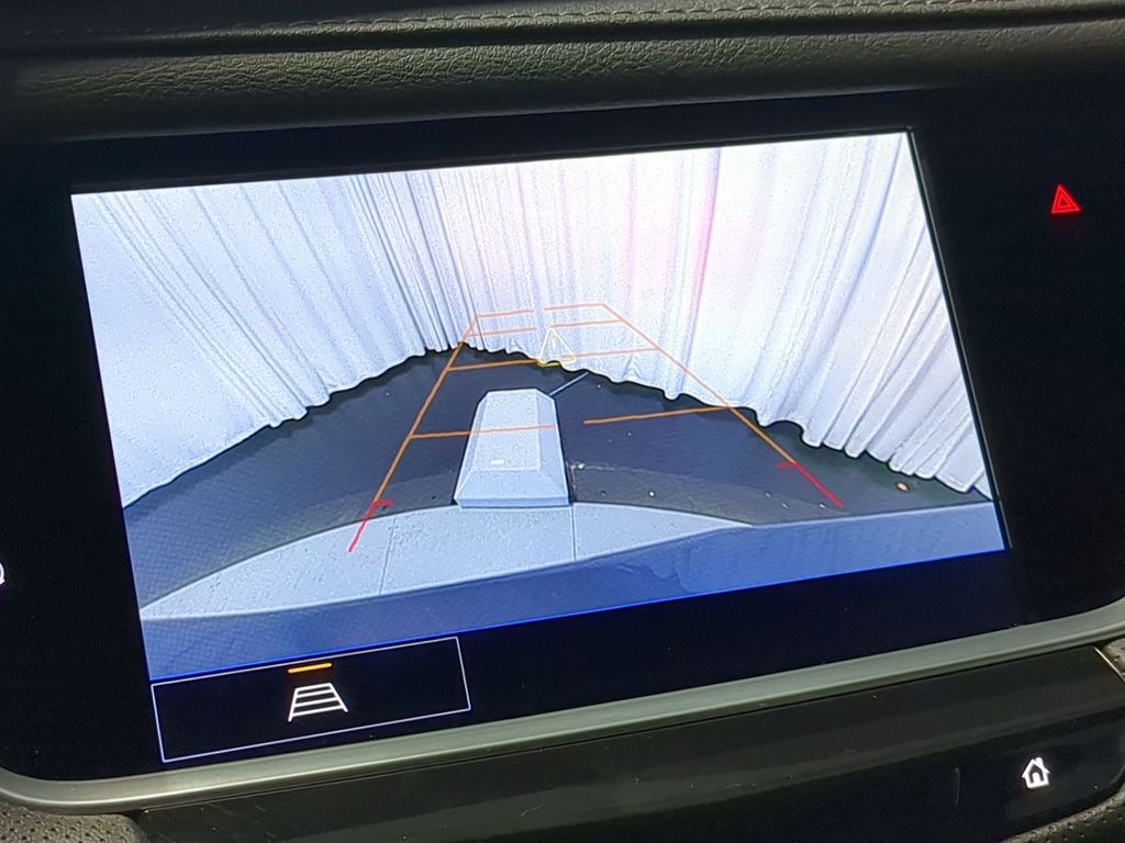 Thumbnail: 2024 Cadillac XT5 - 33