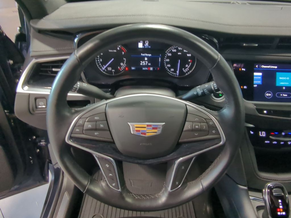 Thumbnail: 2024 Cadillac XT5 - 12