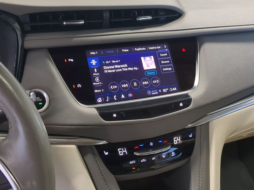 Thumbnail: 2023 Cadillac XT5 - 14