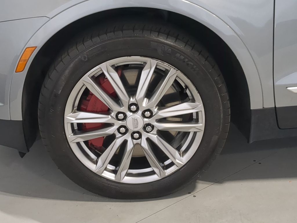 Thumbnail: 2024 Cadillac XT5 - 7