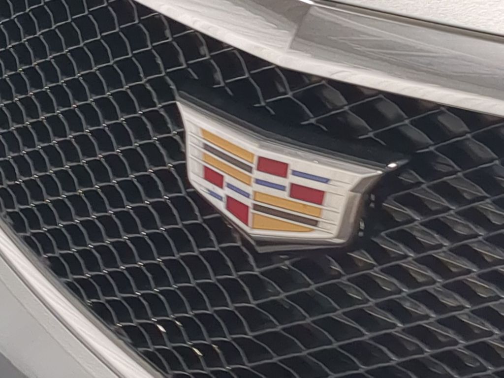 Thumbnail: 2024 Cadillac XT5 - 6