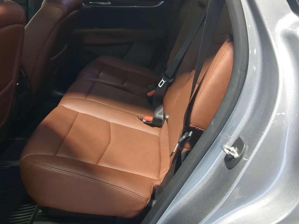 Thumbnail: 2024 Cadillac XT5 - 27
