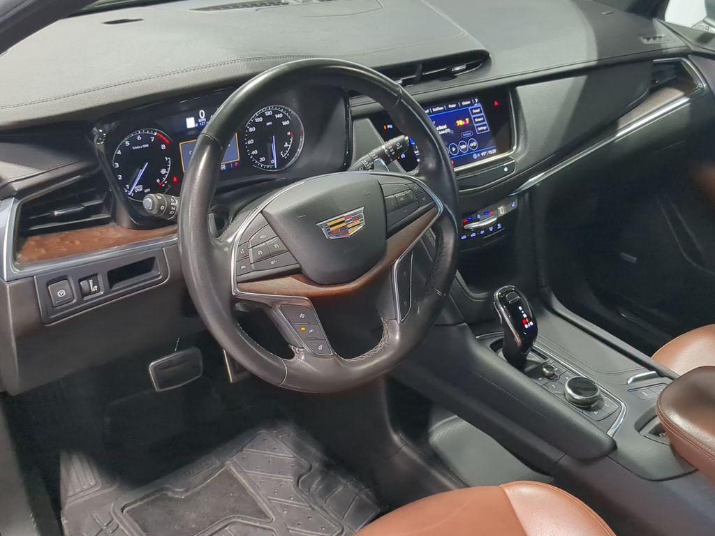 Thumbnail: 2024 Cadillac XT5 - 2