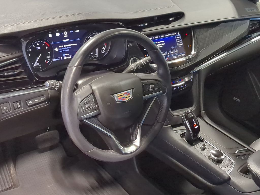Thumbnail: 2024 Cadillac XT6 - 2