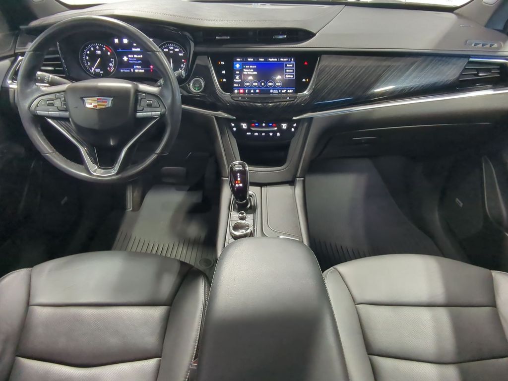 Thumbnail: 2024 Cadillac XT6 - 9