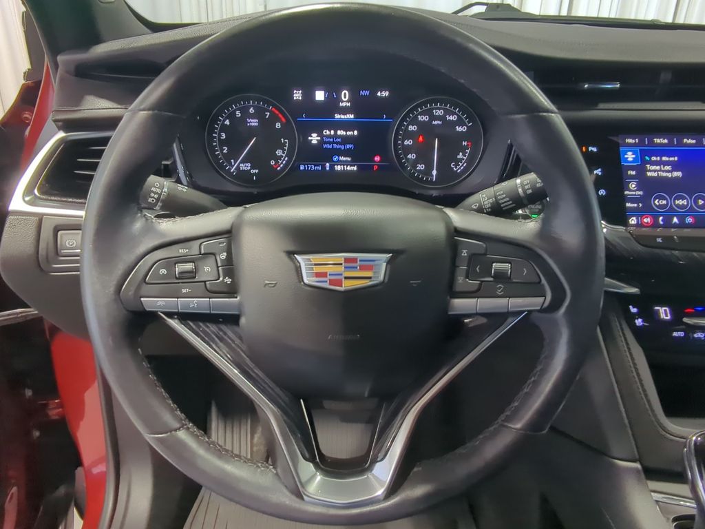 Thumbnail: 2024 Cadillac XT6 - 13