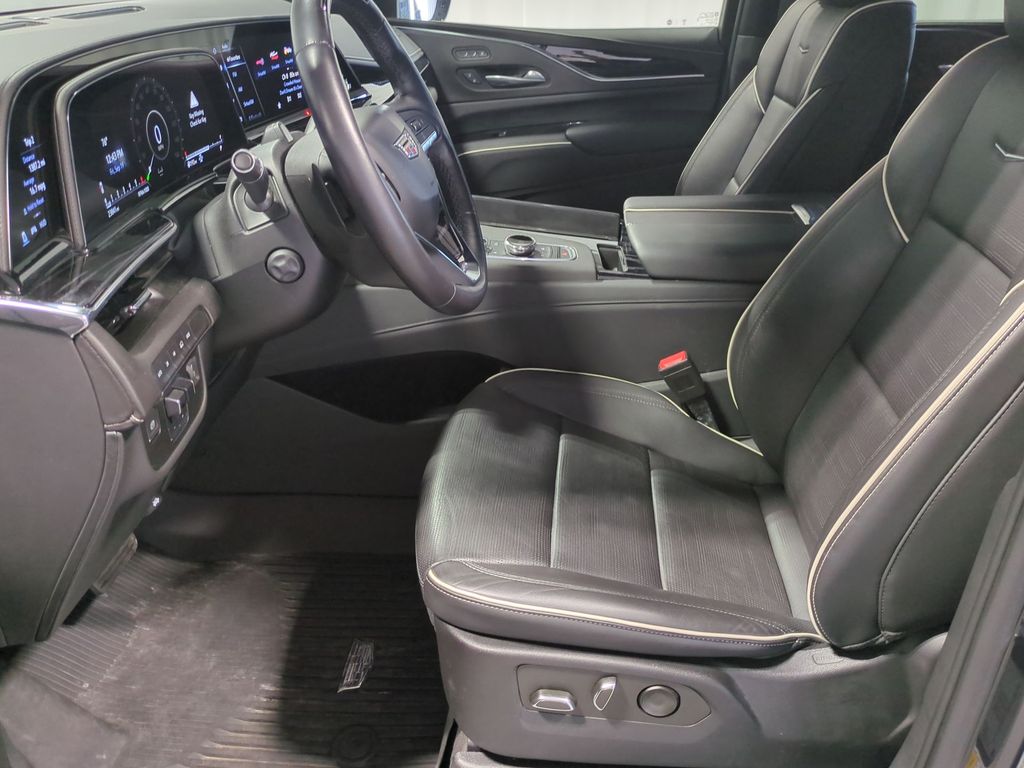 Thumbnail: 2022 Cadillac Escalade - 10